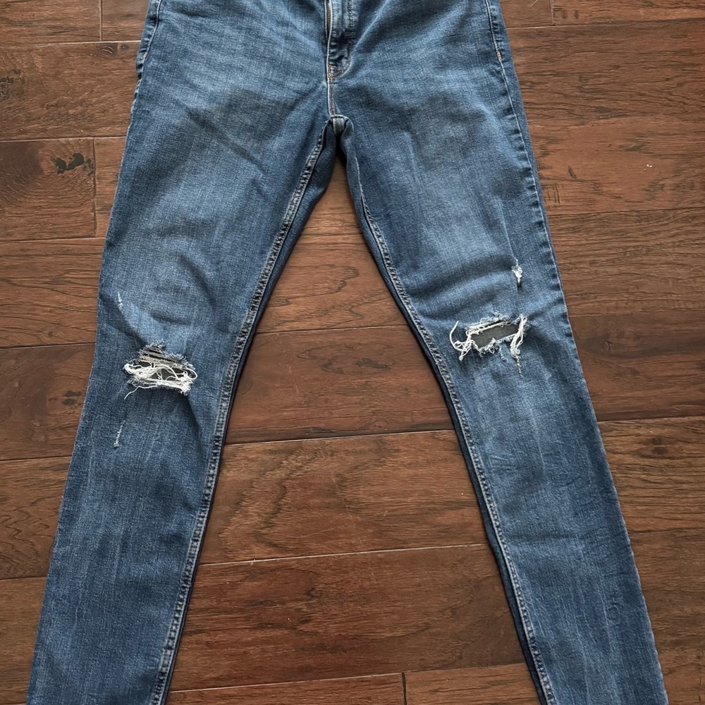 Distressed Blue Jeans - Picture 12 of 16
